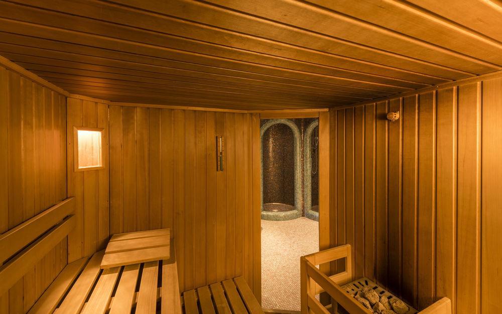 Lener Wirtshaus & Hotel カンポ・ディ・トレンス エクステリア 写真