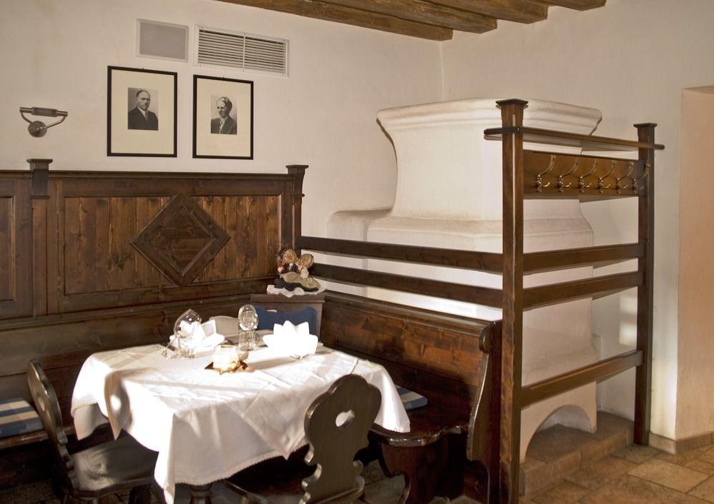 Lener Wirtshaus & Hotel カンポ・ディ・トレンス エクステリア 写真